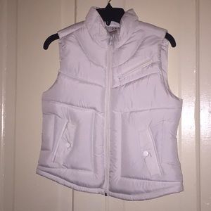 Medium White Puffer Vest